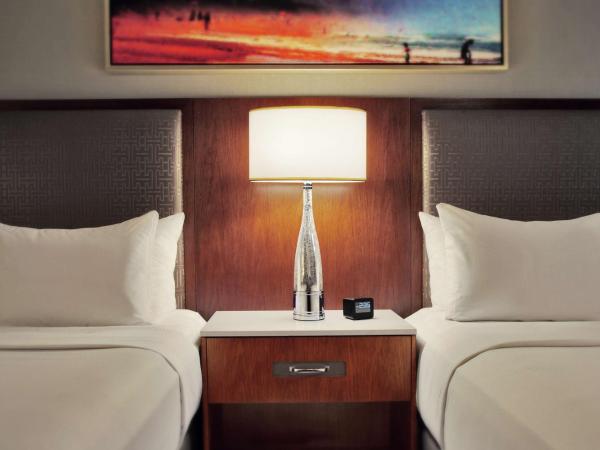 Hilton Chicago : photo 1 de la chambre chambre double supérieure avec 2 lits doubles - Étage supérieur