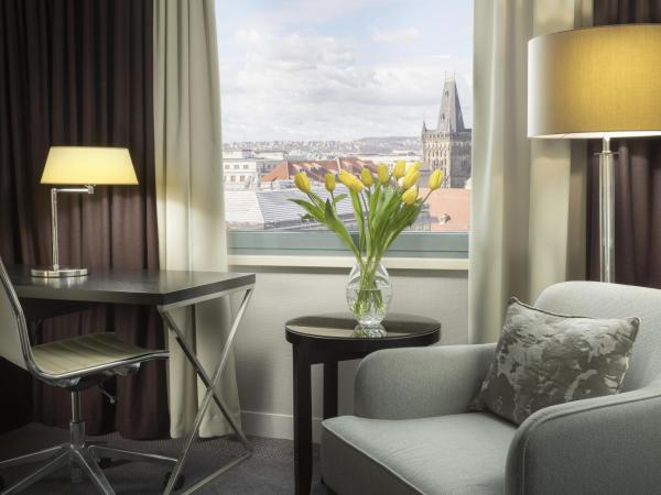 Hilton Prague Old Town : photo 5 de la chambre chambre lits jumeaux