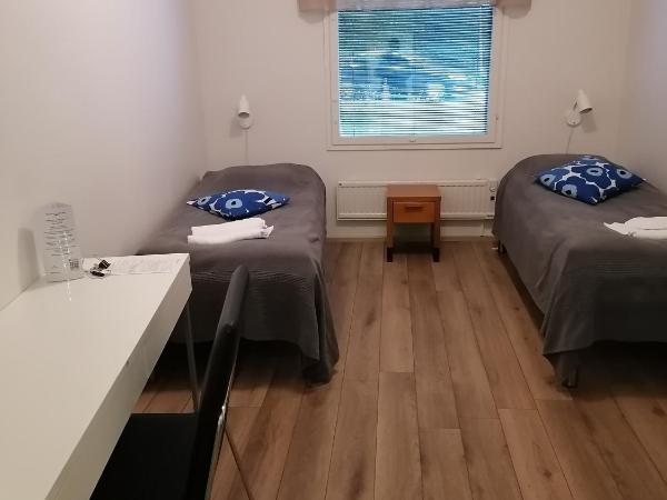 Hostel Tikka : photo 4 de la chambre chambre lits jumeaux avec salle de bains commune