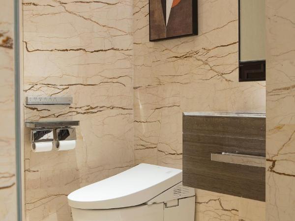 Conrad Tianjin : photo 3 de la chambre suite deluxe avec lit king-size