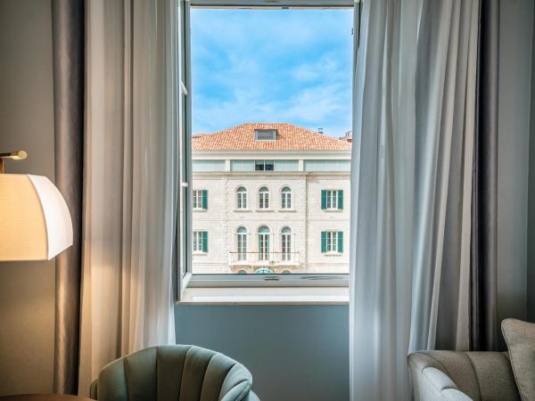 Hilton Imperial Dubrovnik : photo 4 de la chambre chambre lit king-size exécutive