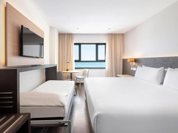Hotel Cádiz Paseo del Mar, Affiliated by Meliá : photo 10 de la chambre chambre triple avec vue sur la mer