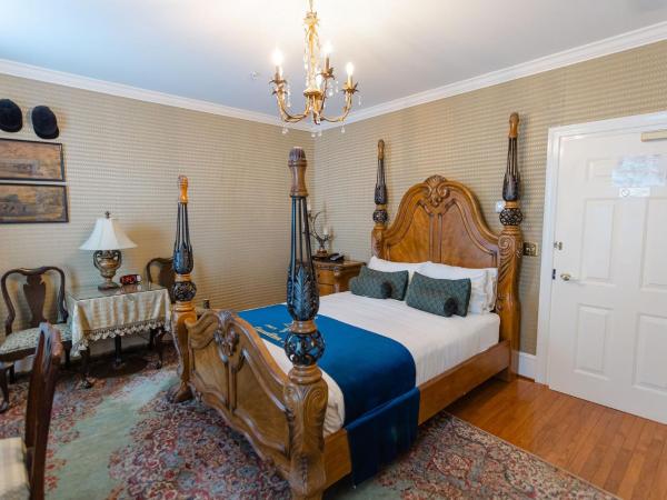 1840s Carrollton Inn : photo 1 de la chambre chambre equestrian - 206