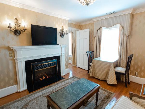 1840s Carrollton Inn : photo 3 de la chambre suite diplomat - 302