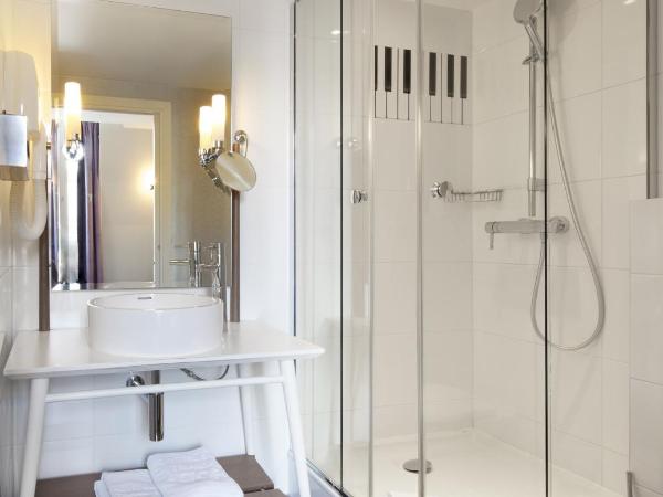 Hôtel du Triangle d'Or : photo 6 de la chambre chambre double ou lits jumeaux supérieure