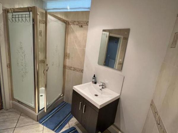 Le Gite De Malchamps : photo 4 de la chambre chambre double avec salle de bains privative extérieure