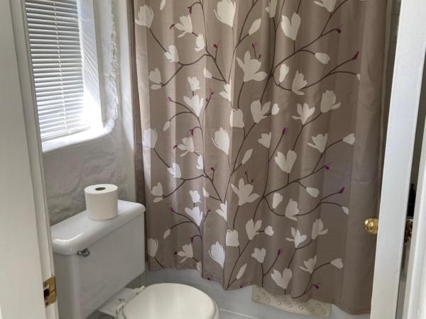 Windsor Guest House : photo 4 de la chambre double room (lower level)