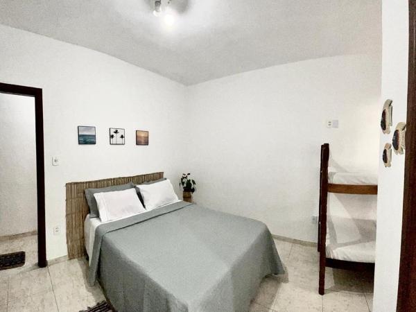 Rio Way Beach : photo 2 de la chambre chambre quadruple avec salle de bains