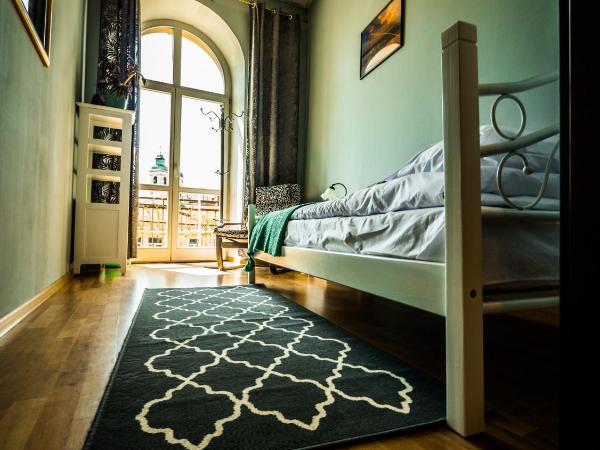 Hostel Pod Basztą : photo 2 de la chambre chambre simple avec balcon