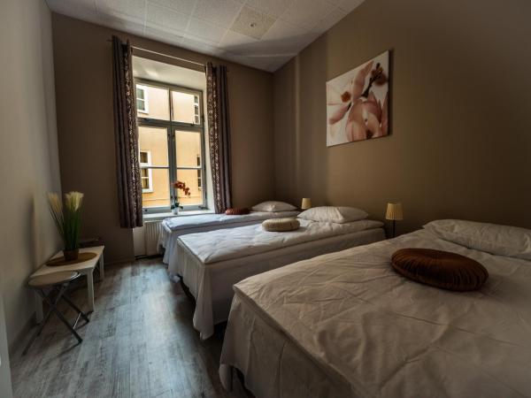 Hostel Pod Basztą : photo 1 de la chambre chambre triple