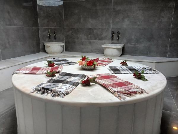 Gurtas Hotel : photo 4 de la chambre chambre double deluxe avec baignoire