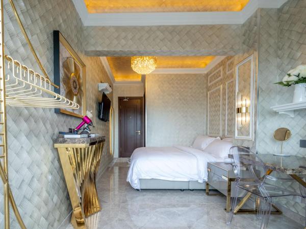 Ritz Residence @ Imago Loft B 7th Floor : photo 8 de la chambre chambre lit king-size avec balcon