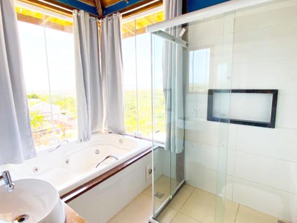 Pousada Preciosa : photo 6 de la chambre suite deluxe avec baignoire spa