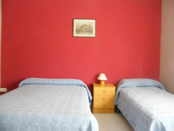 Pensión Corona : photo 5 de la chambre chambre double ou lits jumeaux