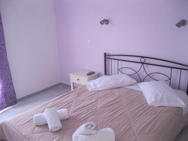 Very-Kokkos Pension 2 : photo 9 de la chambre chambre quadruple classique