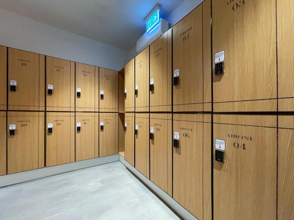 Airone Capsule Hotel : photo 7 de la chambre lit simple dans dortoir mixte