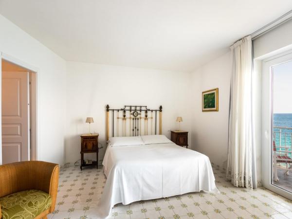 Giuggiulena : photo 4 de la chambre chambre double avec balcon - vue sur mer