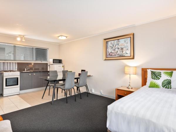 Best Western Newmarket Inn & Suites : photo 2 de la chambre suite deluxe 1 chambre