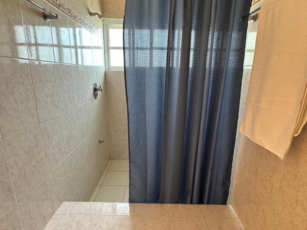 Casa Sasha's Mini Palace : photo 9 de la chambre chambre double ou lits jumeaux standard avec balcon