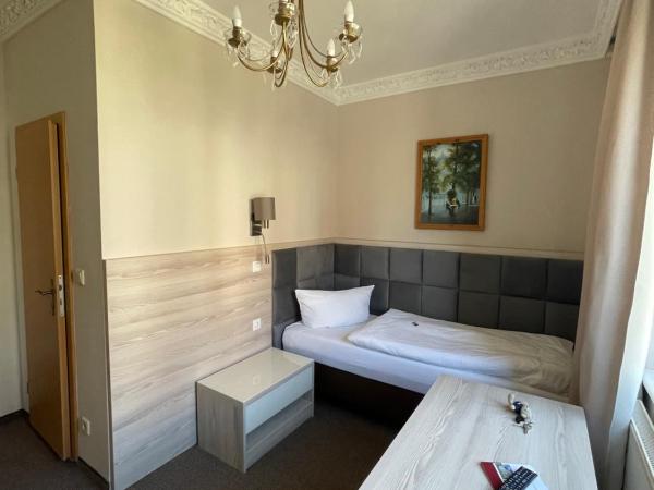 Hotel Villa am Waldschlösschen : photo 4 de la chambre chambre simple standard