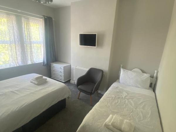 Baldara House : photo 4 de la chambre chambre lits jumeaux spacieuse