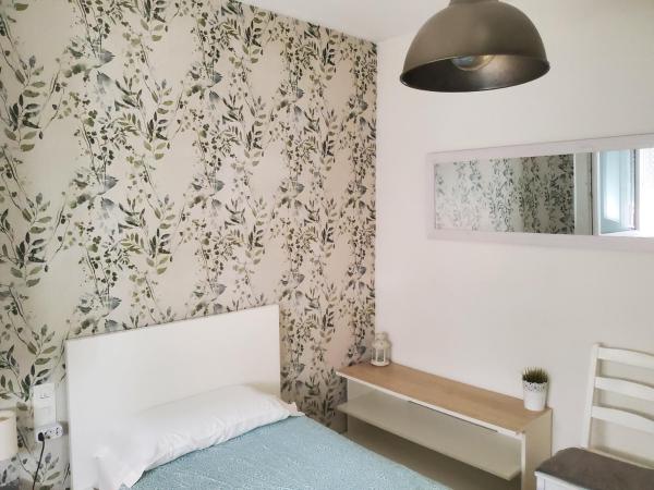 Rafaela Guest House : photo 2 de la chambre chambre simple standard avec salle de bains commune