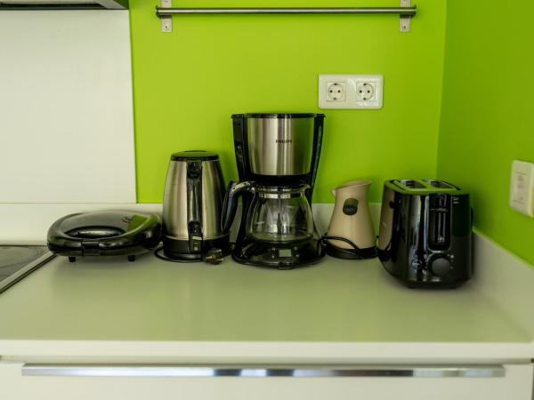 İstanbul Smart Apart by SUMMITVISTA : photo 10 de la chambre appartement avec balcon