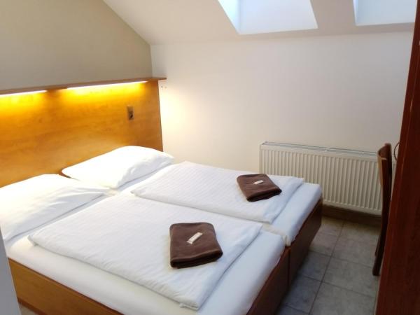 Beta Pension : photo 8 de la chambre chambre lits jumeaux