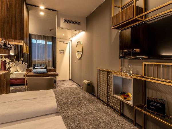 PLAZA Premium München : photo 3 de la chambre chambre double premium