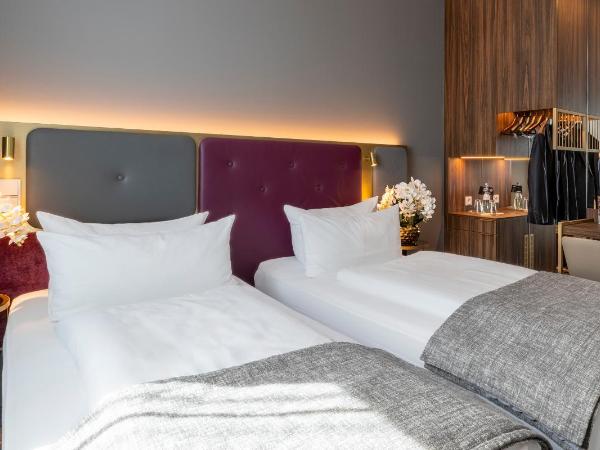 PLAZA Premium München : photo 3 de la chambre chambre lits jumeaux