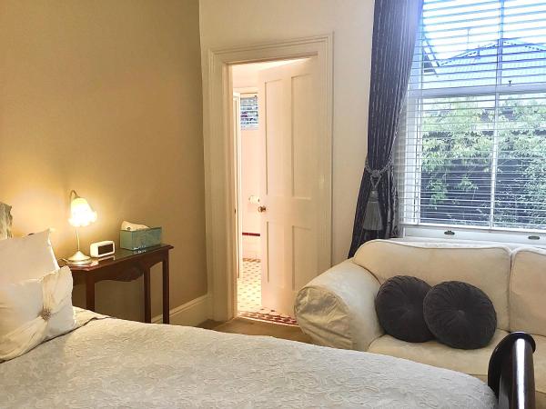 Kurrajong House : photo 9 de la chambre chambre lit king-size emily