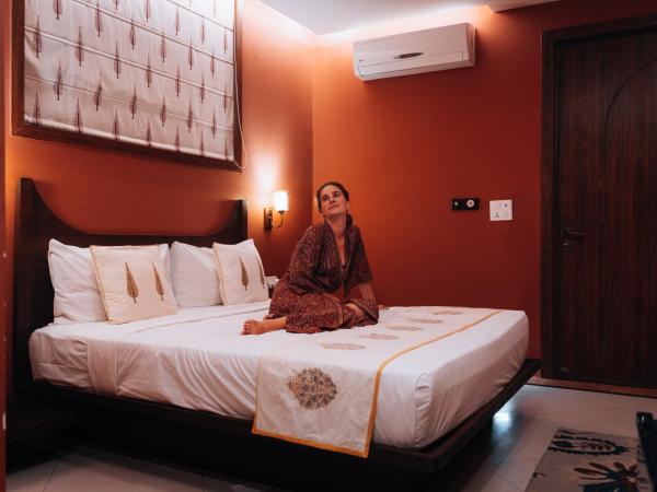 Ekaa Villa near Taj Mahal : photo 3 de la chambre chambre lit queen-size 