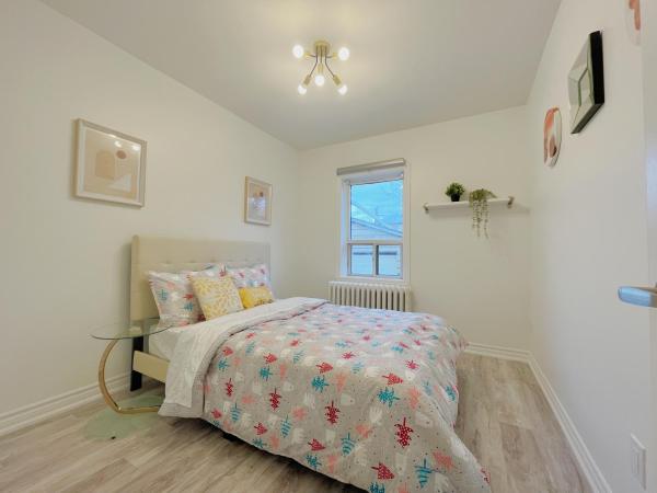 2B with parking, 10km to Toronto downtown : photo 10 de la chambre maison 2 chambres