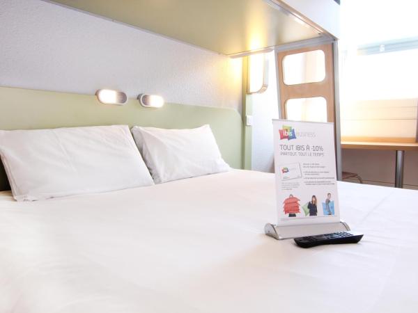 ibis budget Le Mans Centre : photo 2 de la chambre chambre triple