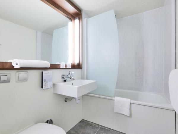 Campanile Toulon - La Seyne sur Mer - Sanary : photo 5 de la chambre chambre double supérieure