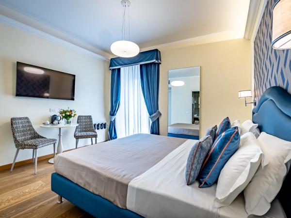 Hotel La Scaletta al Ponte Vecchio : photo 2 de la chambre chambre double - vue sur jardin