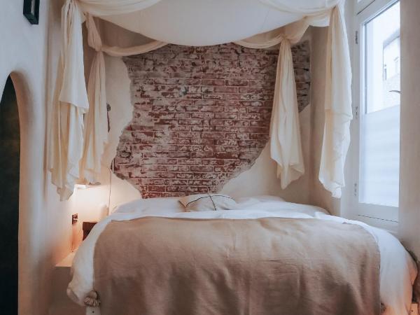 HAERT Boutique Wellness Suites City Centre : photo 2 de la chambre chambre lit king-size supérieure