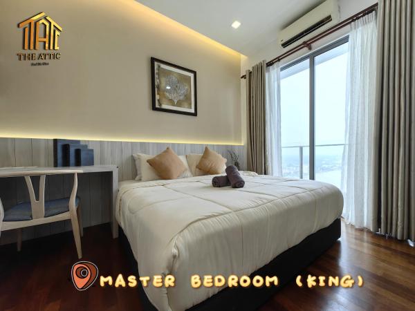 Attic Home Melaka Silverscape Residence & Jonker : photo 6 de la chambre luxury family 2 bedroom suite (private bathtub and sea view)