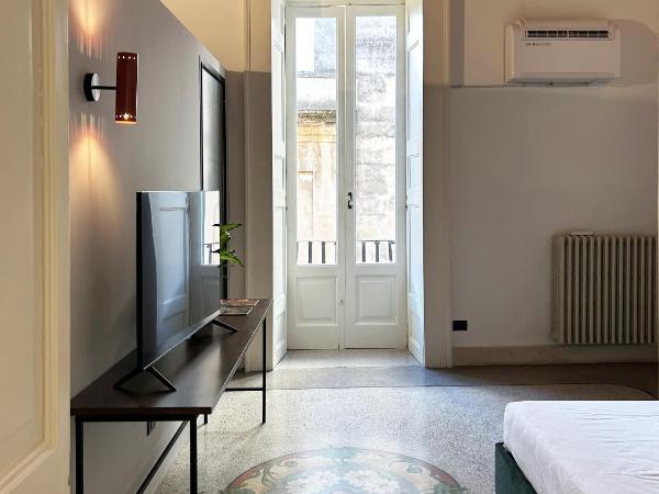 Roiss Haus Suites : photo 2 de la chambre suite lit king-size avec balcon