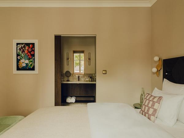 Hotel Zum Hirschen Salzburg : photo 3 de la chambre chambre double avec terrasse