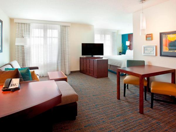 Residence Inn by Marriott Portland Airport at Cascade Station : photo 4 de la chambre studio lit king-size avec canapé-lit