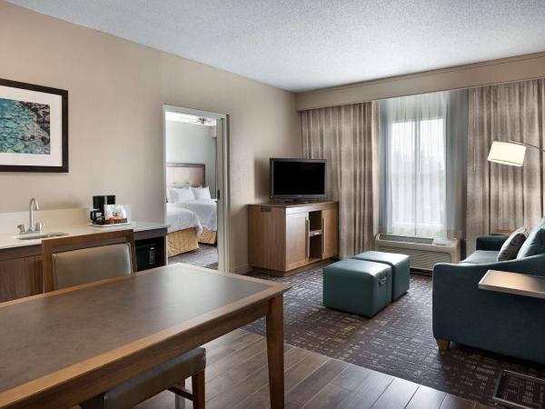 Hampton Inn & Suites Charlotte/Pineville : photo 1 de la chambre suite lit queen-size – non-fumeurs