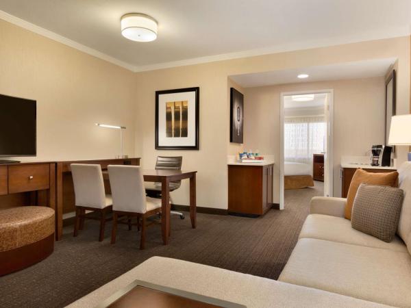 Embassy Suites by Hilton Austin Downtown South Congress : photo 1 de la chambre suite 2 pièces avec lit king-size - non-fumeurs