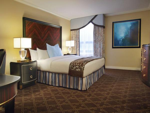 The Palmer House Hilton : photo 3 de la chambre suite avec 2 lits doubles