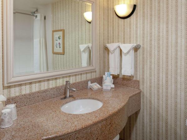 Hilton Garden Inn Charlotte North : photo 2 de la chambre chambre lit king-size