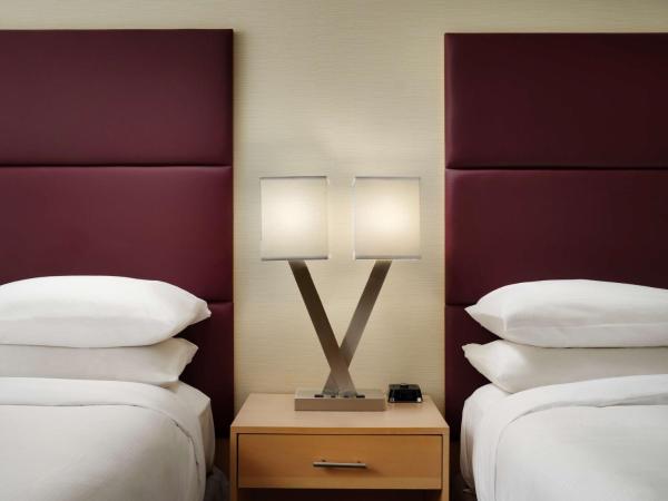 DoubleTree by Hilton Hotel Philadelphia Center City : photo 5 de la chambre chambre standard avec 2 lits queen-size