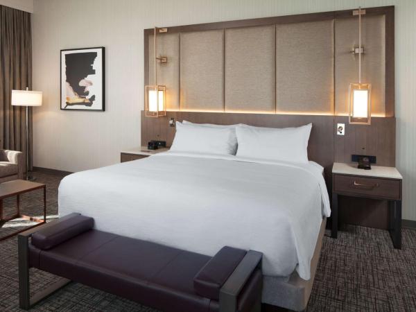 H Hotel Los Angeles, Curio Collection By Hilton : photo 4 de la chambre chambre lit king-size deluxe