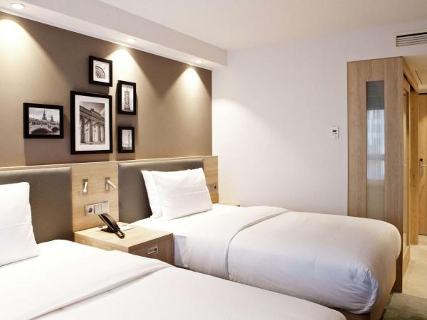 Hampton By Hilton Berlin City East Side Gallery : photo 1 de la chambre chambre lits jumeaux