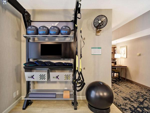 Hilton Charlotte Airport Hotel : photo 3 de la chambre fitness king suite