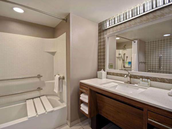 Home2 Suites by Hilton Nashville Vanderbilt, TN : photo 7 de la chambre queen studio - mobility access/non-smoking